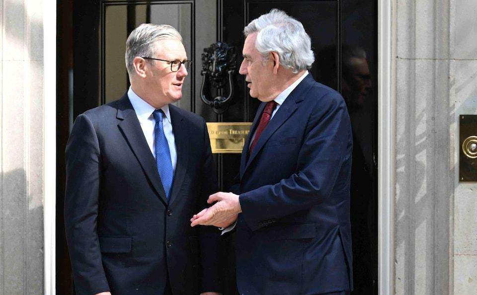 Starmer Calls in Brown and Harman to Defuse Labour Mutiny.jpeg